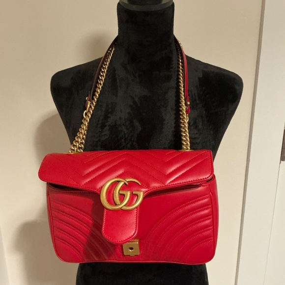 GUCCI MARMONT RED LEATHER SHOULDER/CROSSBODY BAG - Picture 2 of 16